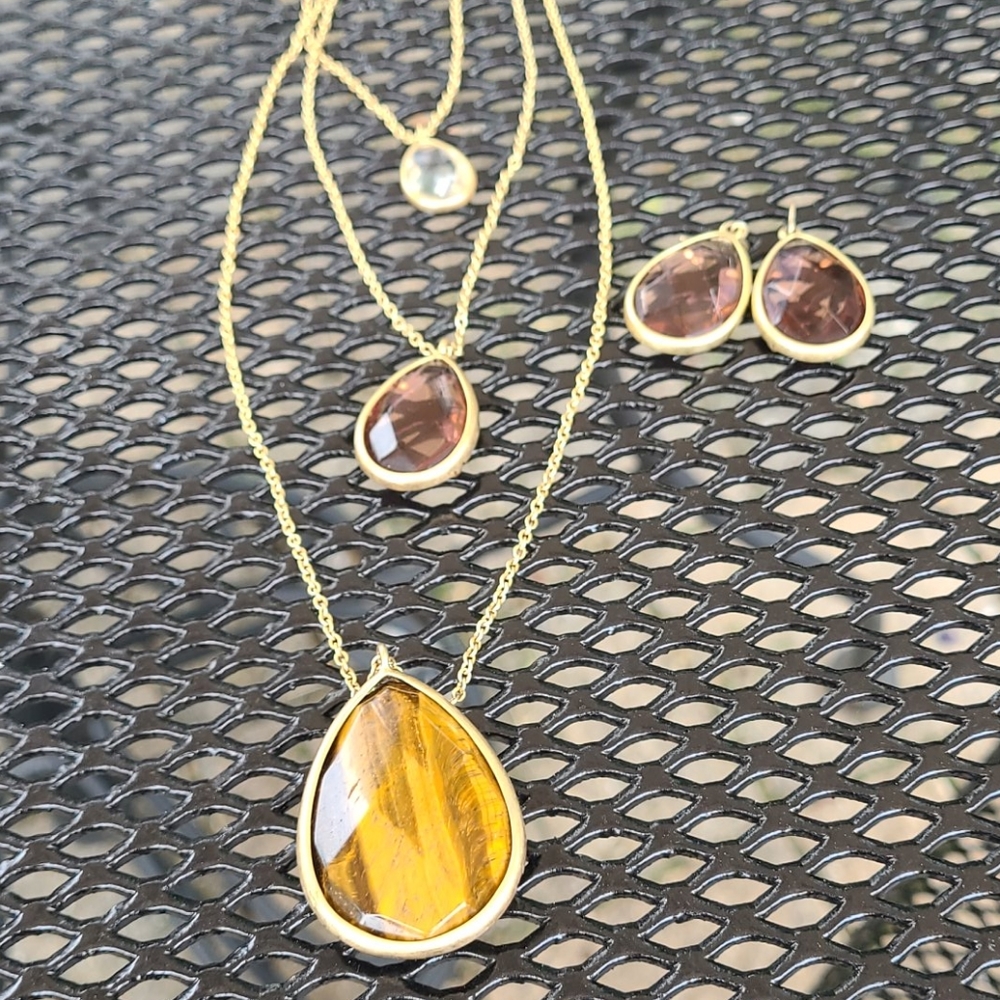 Chloe & Isabel Necklace & Earring set